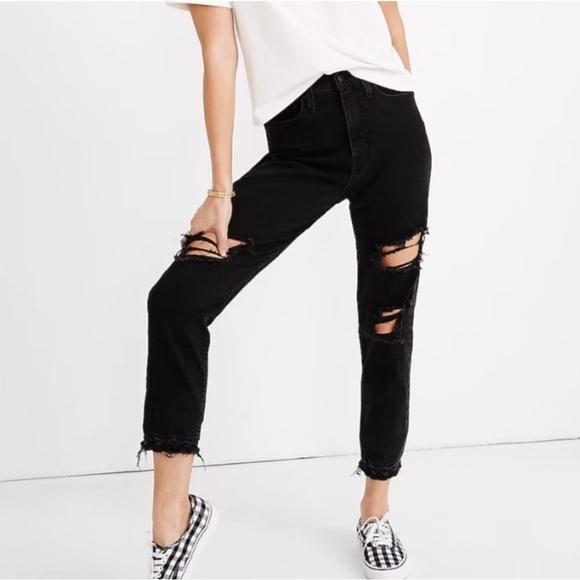 Madewell Denim - Madewell The Momjean in Raney Wash Knee-Rip Edition Size 27 Black Mom Jean